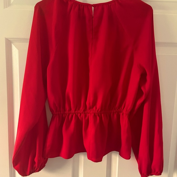 Beautiful Red Blouse - Picture 1 of 3